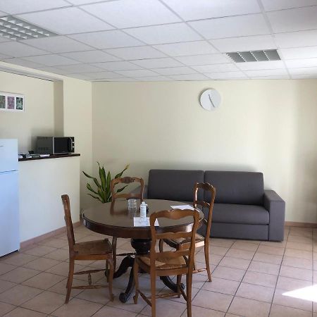 Castel Mireio Bed & Breakfast Cairanne Екстериор снимка