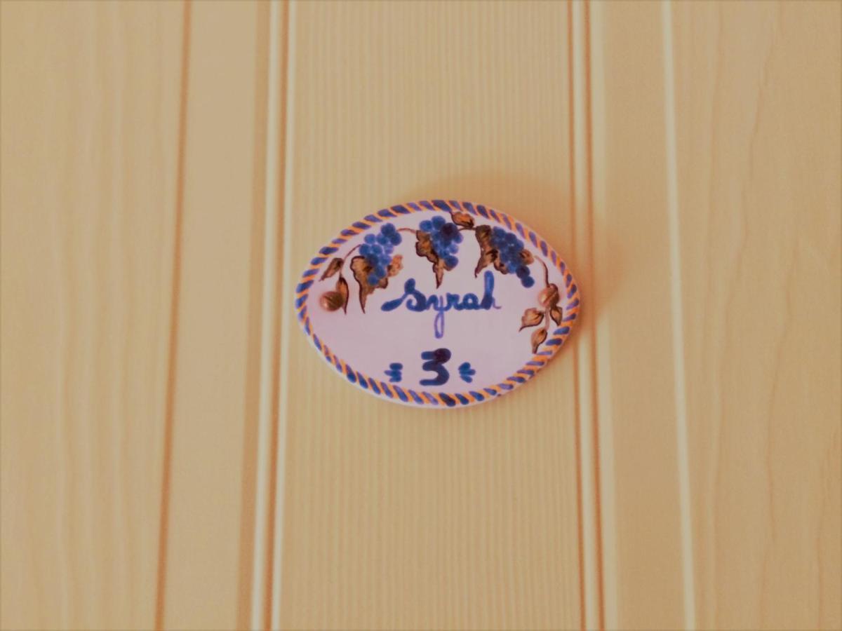 Castel Mireio Bed & Breakfast Cairanne Екстериор снимка