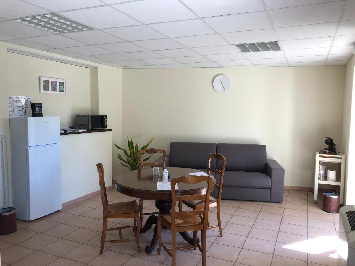 Castel Mireio Bed & Breakfast Cairanne Екстериор снимка